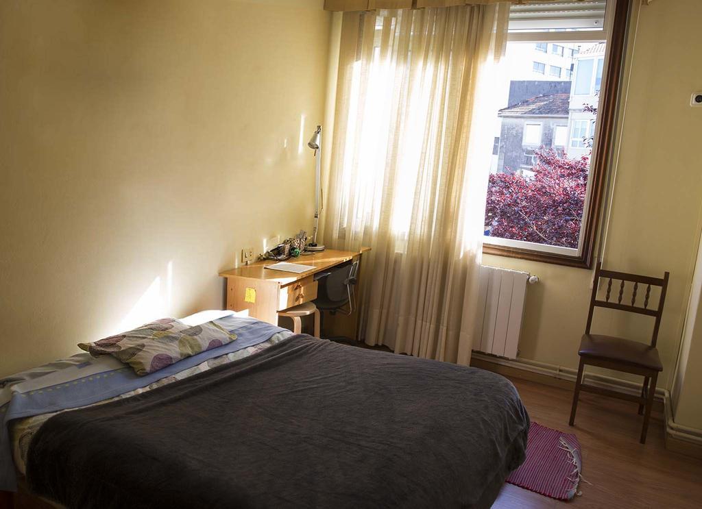 Hostal A Pedra Vigo Exteriör bild